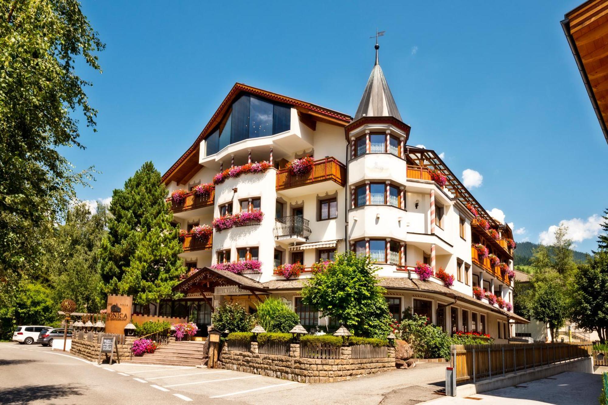 Hotel Villa Monica Toblach Exterior foto